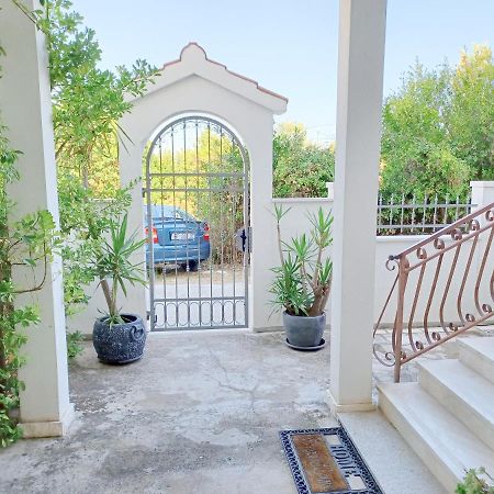 Apartment Lorenzo Trogir Exterior foto